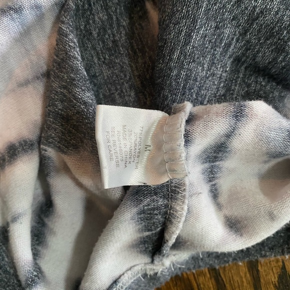 Tie dye jogger set top medium bottom small - Picture 8 of 8